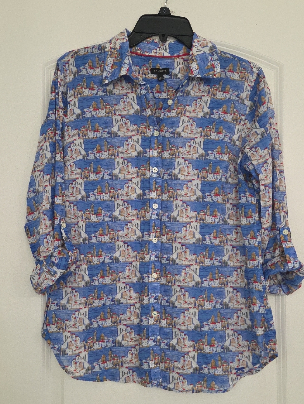 ⛵️Beautiful Seaside Scenic Button Down Shirt By Talbots. Great Condition!🏖